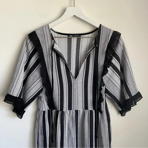 Zara striped ruffle midi short sleeve dress size small - Picture 4 of 9